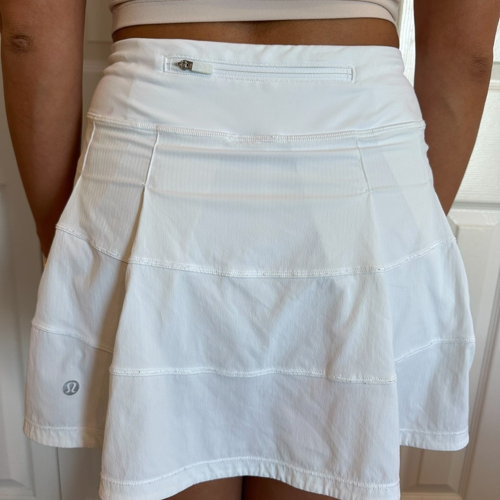 Lululemon pace rival skirt